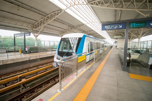 千庫網(wǎng)_軌道交通鐵路軌道列車_攝影圖編號1358275(1)_副本.jpg